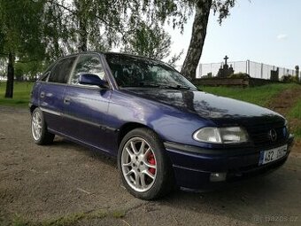 Opel astra f 2.0 16v