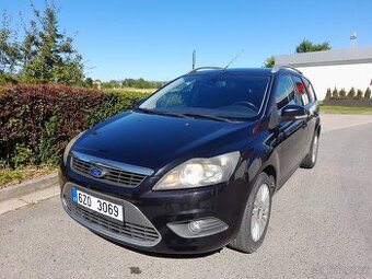 Ford focus kombi II 1,6 benzín