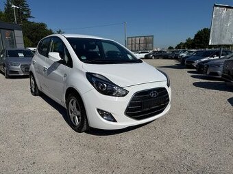Hyundai ix20 1.6 i 92kw Automat 1.Majitel extra výbava