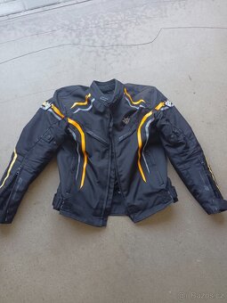 Pánská bunda na moto. Kevlarové jeansy, Páteřák.