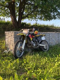 Suzuki RM 250 - 1