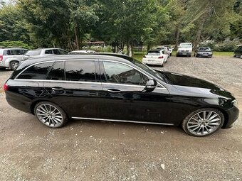 Mercedes Benz e400
