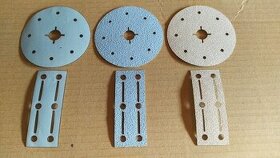 Výřezy z brusného plátna / smirku dle zadání