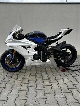 Yamaha R6 GYTR STK - okruhovka