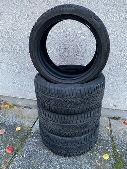 Zimní pneu 265/40R20 Pirelli