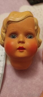 Starožitná panenka Minerva Zn. přilba