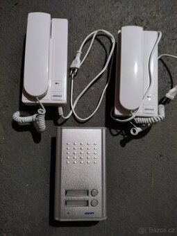 Domácí domovní telefon