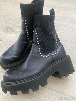 Kotníková obuv vel 37