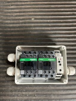 Hvězda/Trojúhelník komplet.