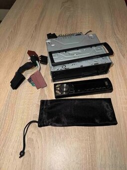 Autorádio Pioneer MVH-160UI (USB)