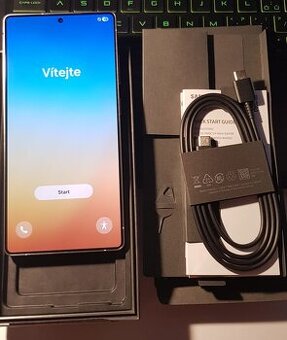 NOVÝ Samsung Galaxy S25 Ultra 12 GB / 512 GB