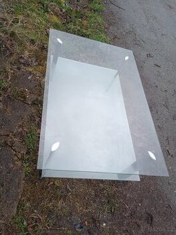 Konferenční stůl skleněný obdélníkový tvar