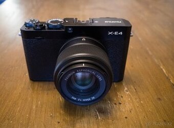 Fujifilm X-E4 + Fujinon XC 35mm F/2.0 R