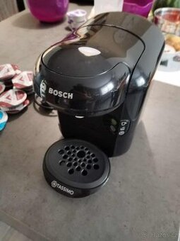 Kávovar Bosch + kapsle