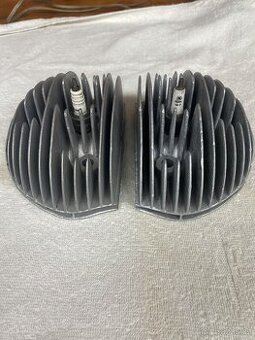 Hlavy motora Jawa 350 Perak typ 18