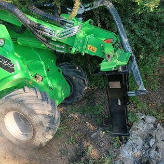 Bourací kladivo na AVANT, MULTIONE , BOBCAT,