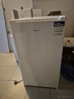 Lednice s mrazákem Zerowatt ZHTOP 482WN
