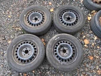 96. sada zimní kola 205/60/16 5x112 Mercedes E