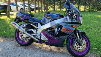 LEGENDÁRNÍ YAMAHA YZF 750r