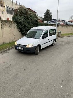 Opel combo-C 1.4 5.místné