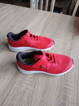 Prodám dětské boty Nike v. 33,5