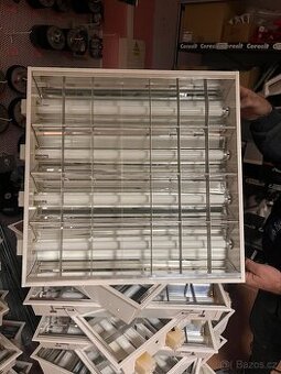 Svítidlo do podhledu včetně zářivek 60x60