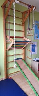 Žebřiny s příslušenstvím