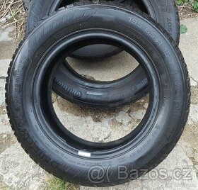 Starší zimní pneumatiky 195/65 R15 Uniroyal