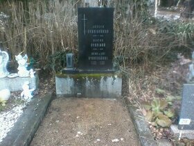 hrob na ústředním hřbitově v Brně