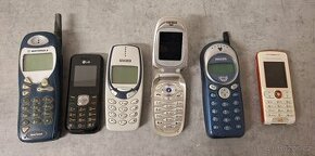 Mobilní telefony z přelomu 21. století - 1