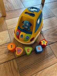 Vtech mluvící autíčko