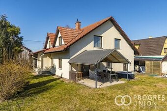 Nabízíme k prodeji luxusní dům ve Studénce