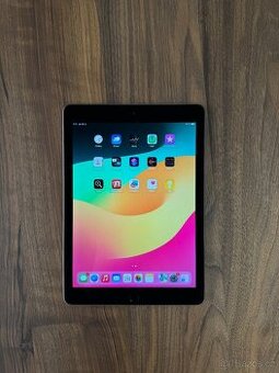 Apple iPad 6. gen 32gb černý, baterie 90%