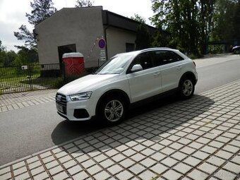 Audi Q3 2.0TDi Quattro, Navi, Tažné, Bezklíčové