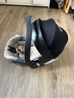 Autosedačka Cybex Aton 5 + základna isofix
