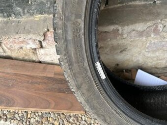 Zimní pneu DUNLOP WINTER SPORT 5 225/45/18