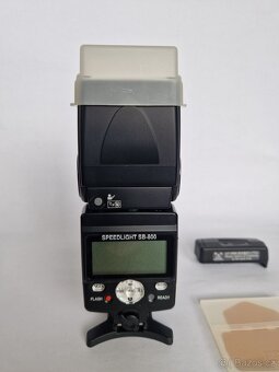 Nikon SB-800