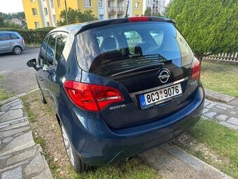 Opel Meriva 1,4 turbo / 88 kW modrá
