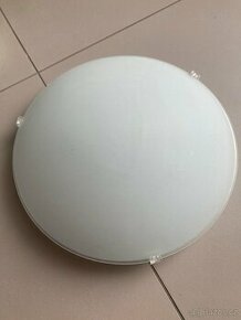 Osm jednoduchých světel včetně 7w led žárovek