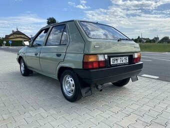 Škoda Favorit 136 Lux