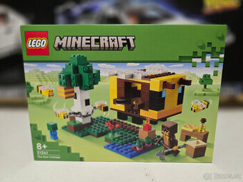 LEGO® Minecraft® 21241 Včelí domek + mini dárek
