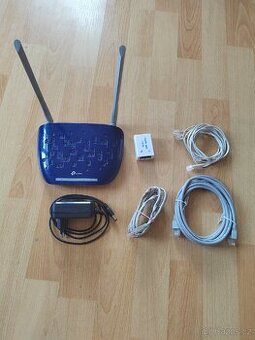 Nabízím Wi-Fi router TP-Link + příslušenství