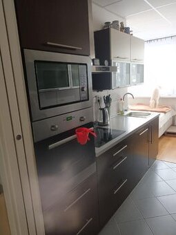 Prodám kuchynskou linku