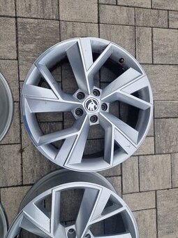 4x alu kola Kodiaq  7x19 Triglav
