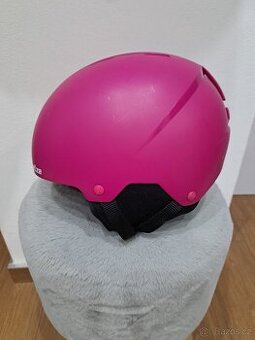 Dětská lyžařská helma