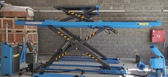 Nůžkový zvedák na GEOMETRII,s PŘÍZDVIHEM,5.000kg/5m