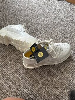 Prodám boty nové Buffalo dámské