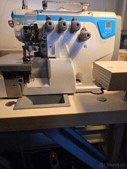 průmyslový šici stroj overlock 5 nitný na 220w