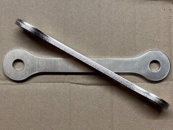 Suzuki V-Strom 650 (2004–2020) kosti pro snížení podvozku