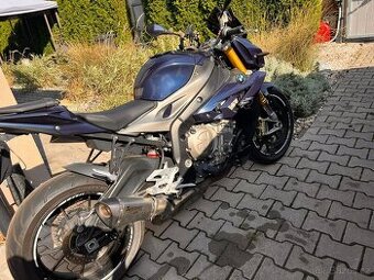 Bmw s1000r zimní cena